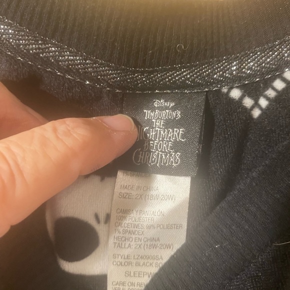 Nightmare Before Christmas Long Sleeve Sleepware Top 2X (GA) - Picture 9 of 14
